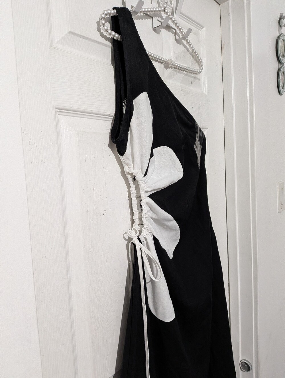 Commense One Shoulder Big Floral Cutout Maxi Dress - Picture 15 of 15